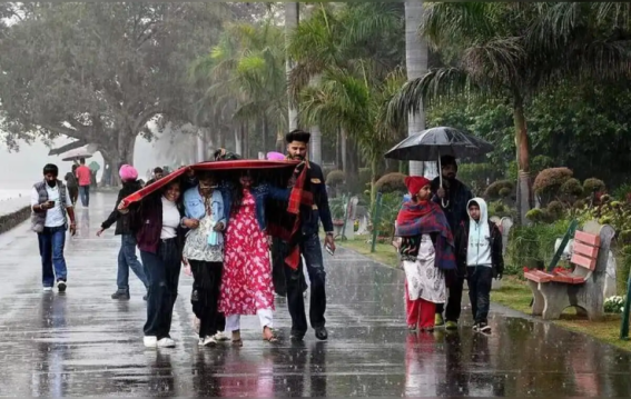 IMD Issues Thunderstorm Alert for 25 Telangana Districts